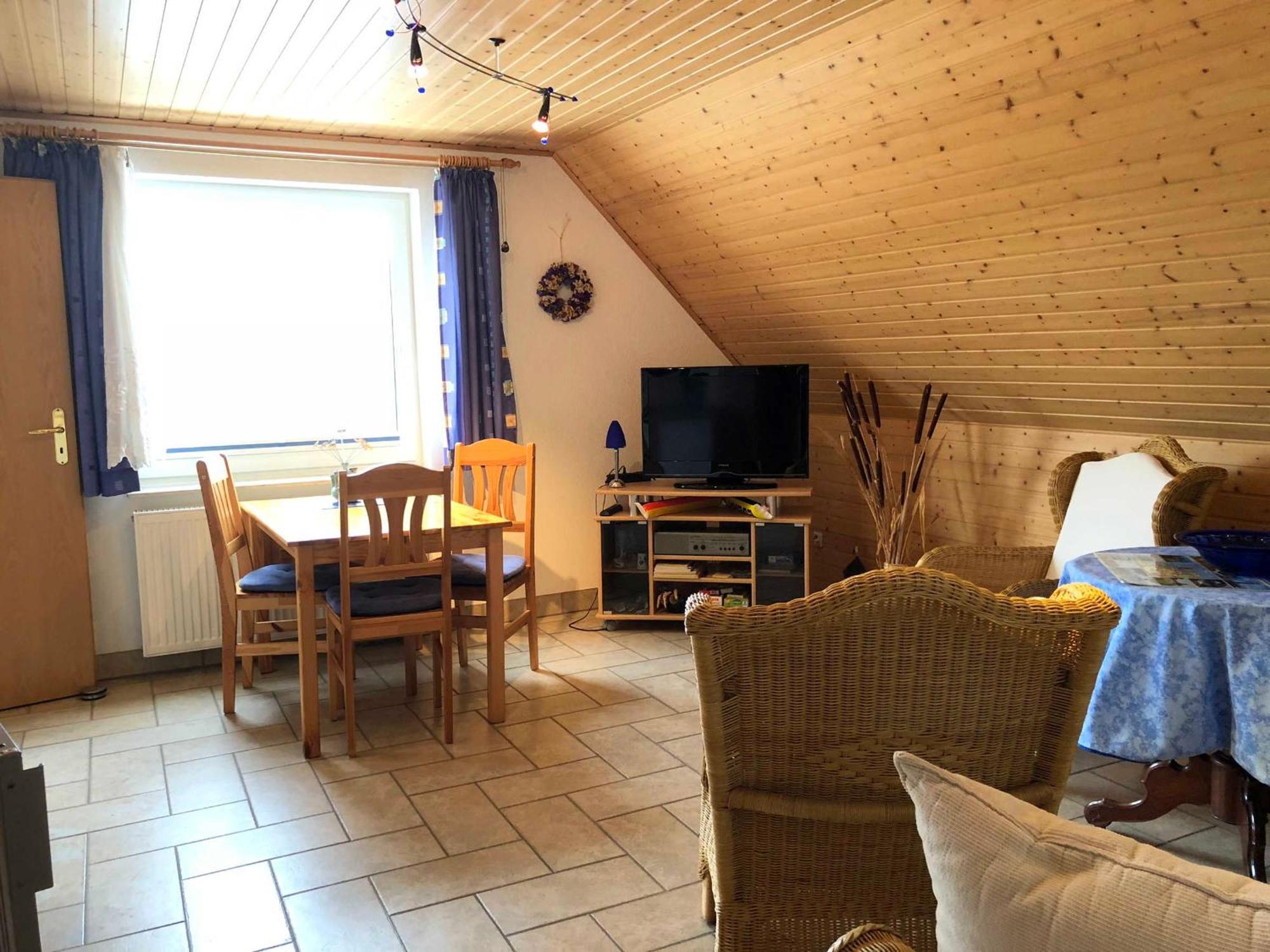 Ferienwohnung Mit Garten Wieck Bagian luar foto